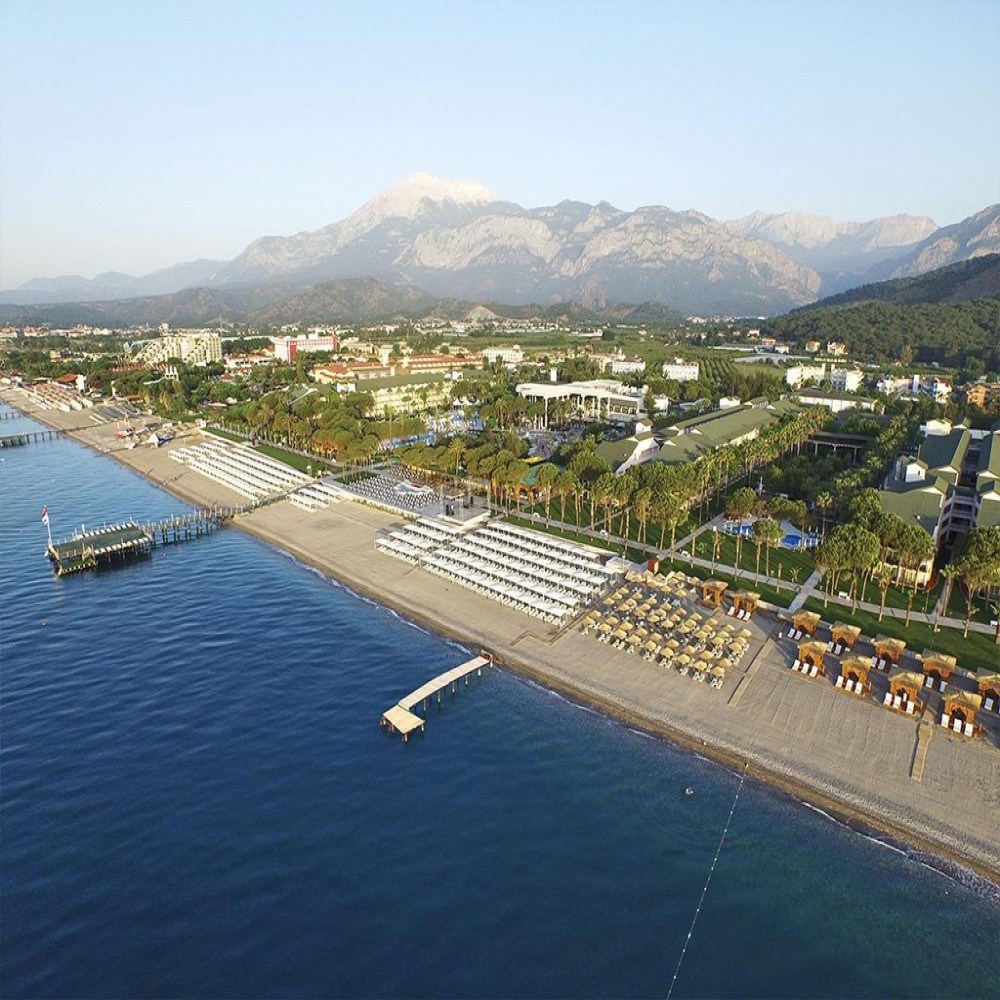 Flughafen Antalya (AYT) - Kiriş Kemer